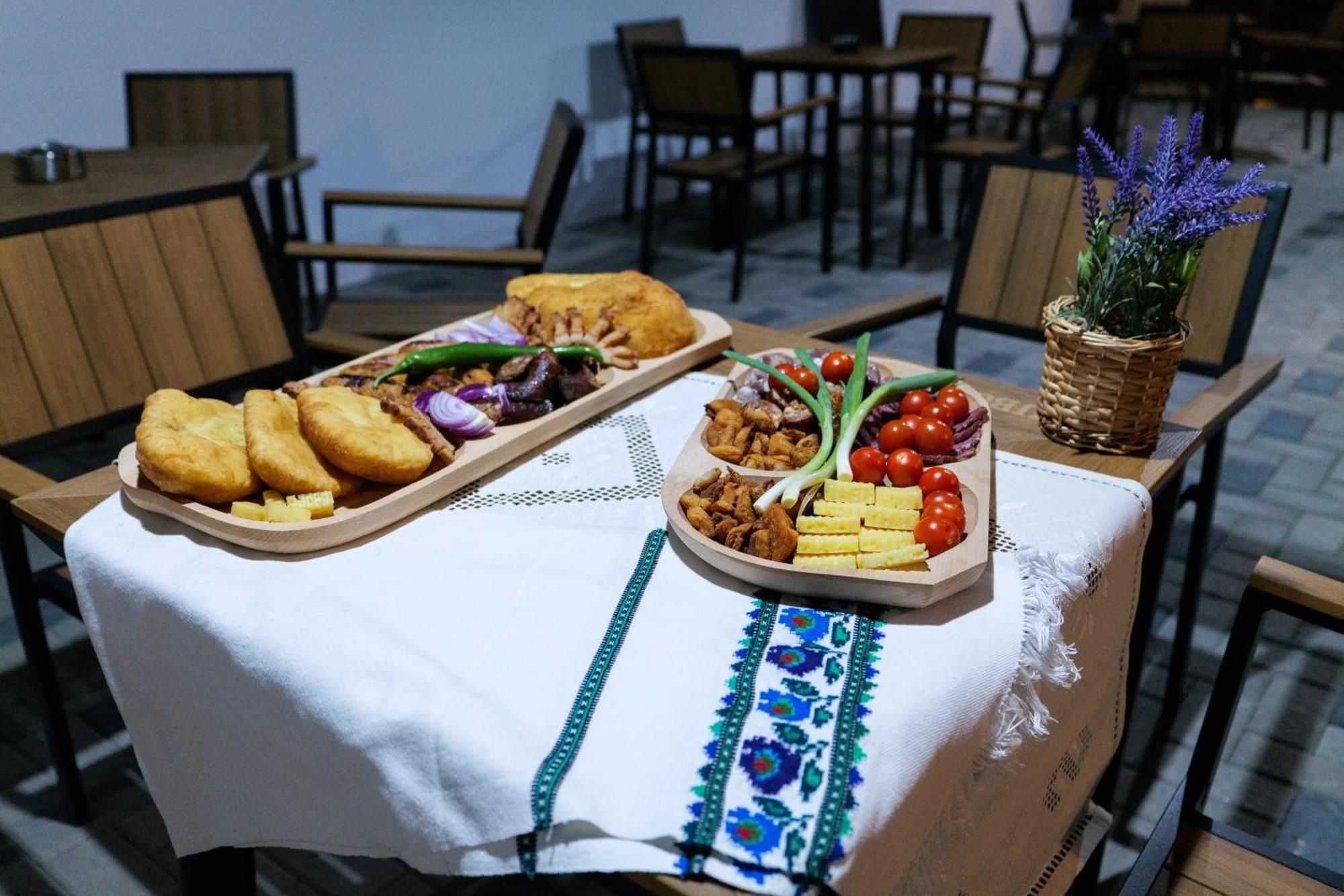 Flori De Tei Maramures Săcel Zewnętrze zdjęcie